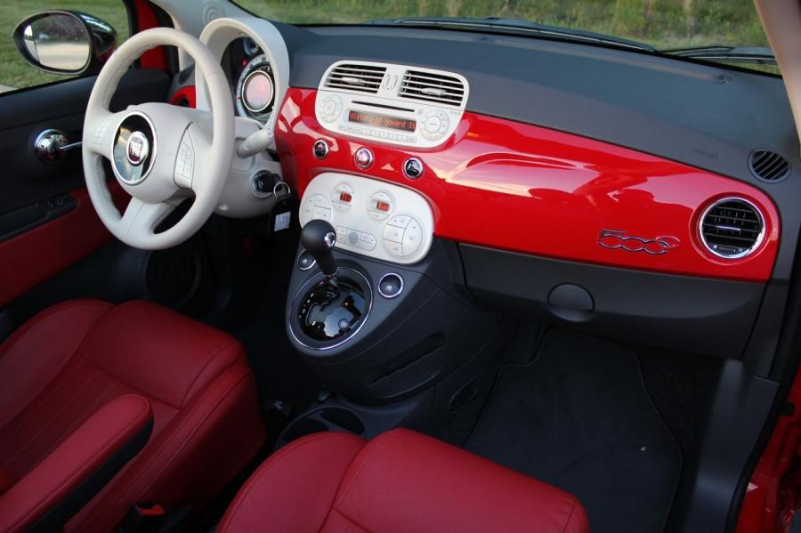  Fiat 500C 2012 года  (фото 73 из 98)